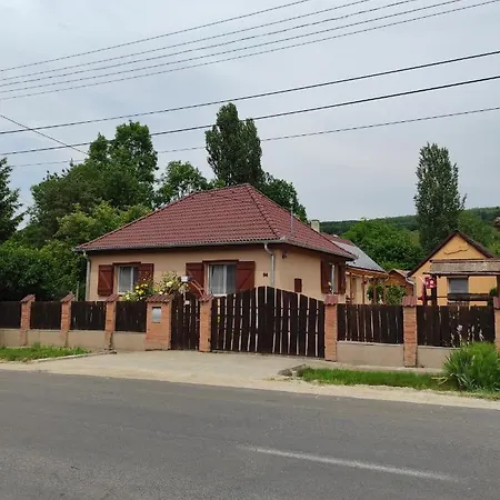 Szofi Vendeghaz * Kereki