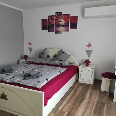 Hébergement de vacances Szofi *